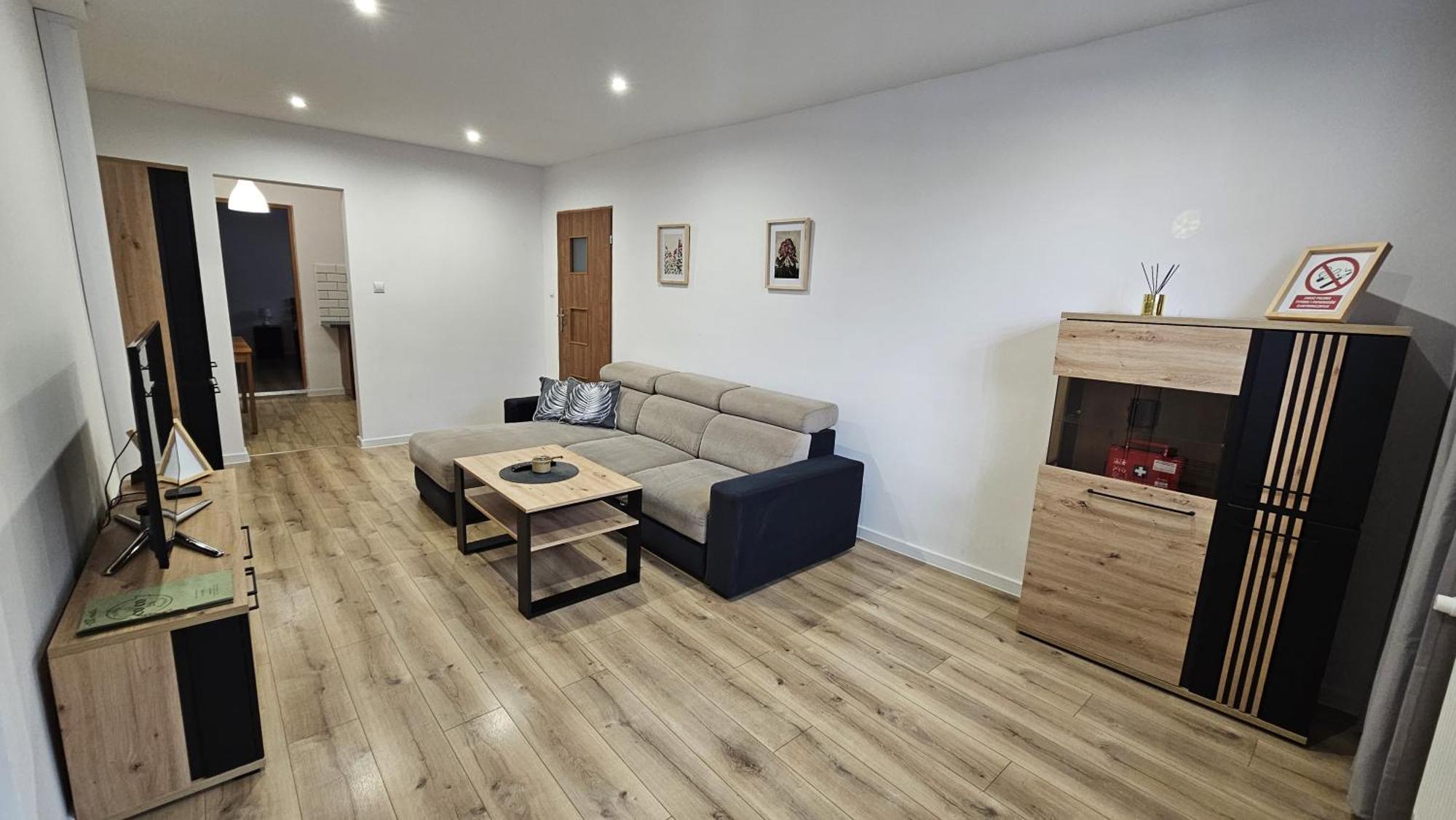 Tuwima 1 Apartment